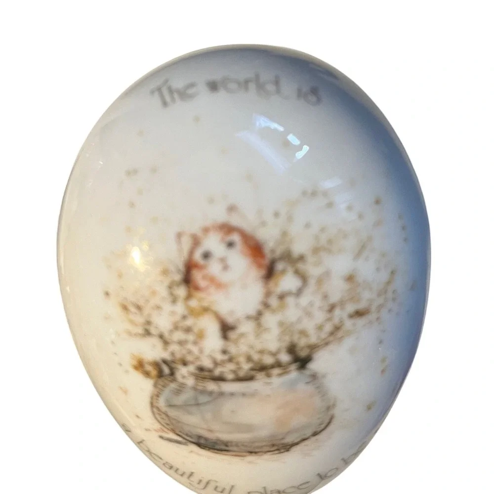 Vintage Holly Hobbie Porcelain Egg Shaped Trinket Box Kitten Cat Beautiful Place